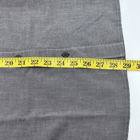 Mountain Hardwear Shirt Mens M Gray Performance Outdoor Workwear‎ Chest Pockets - Picture 7 of 7